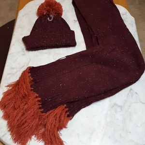 ❤Thick scarf and matching toboggan❤